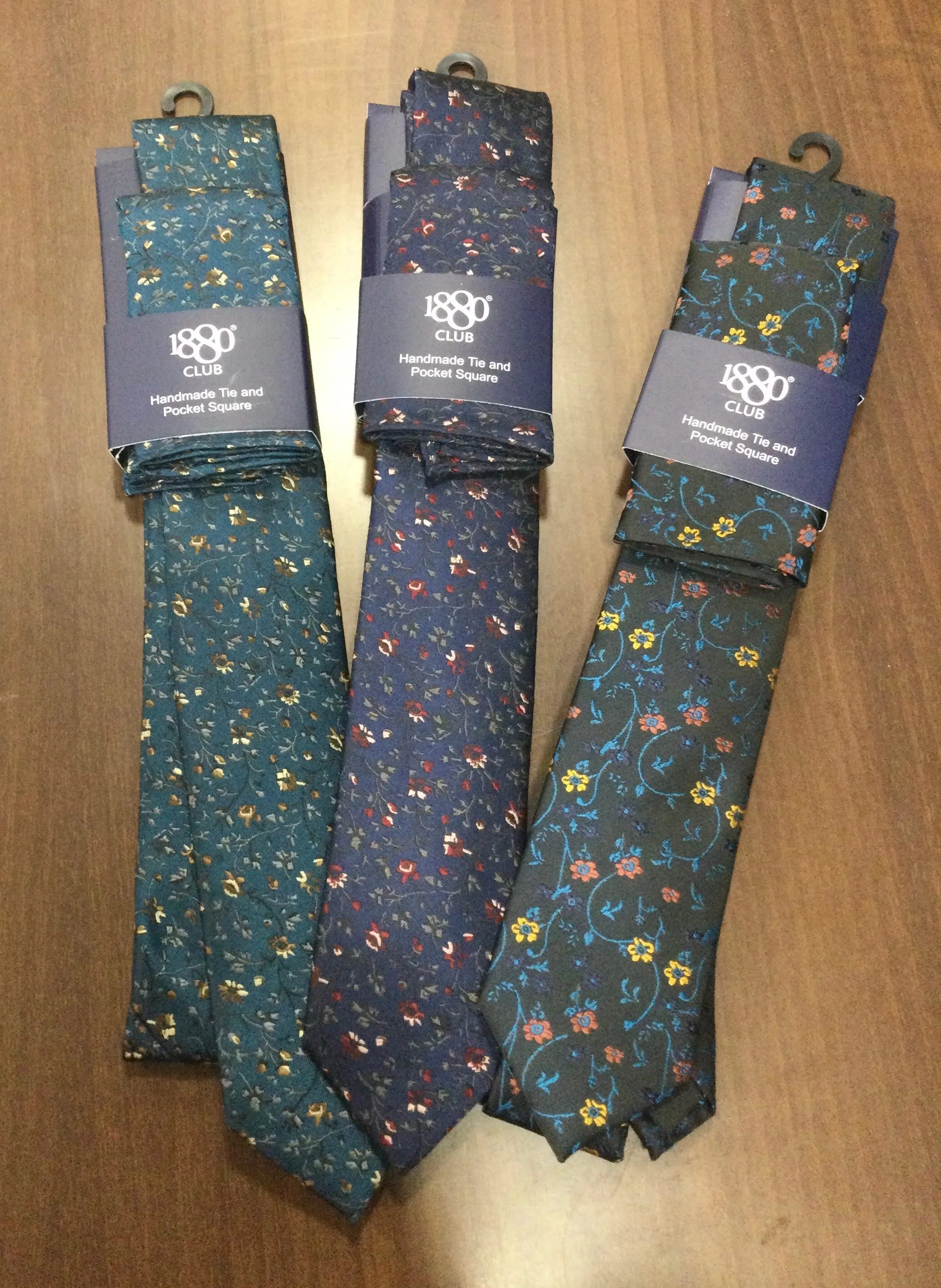 1880 Club Tie & Pocket Square