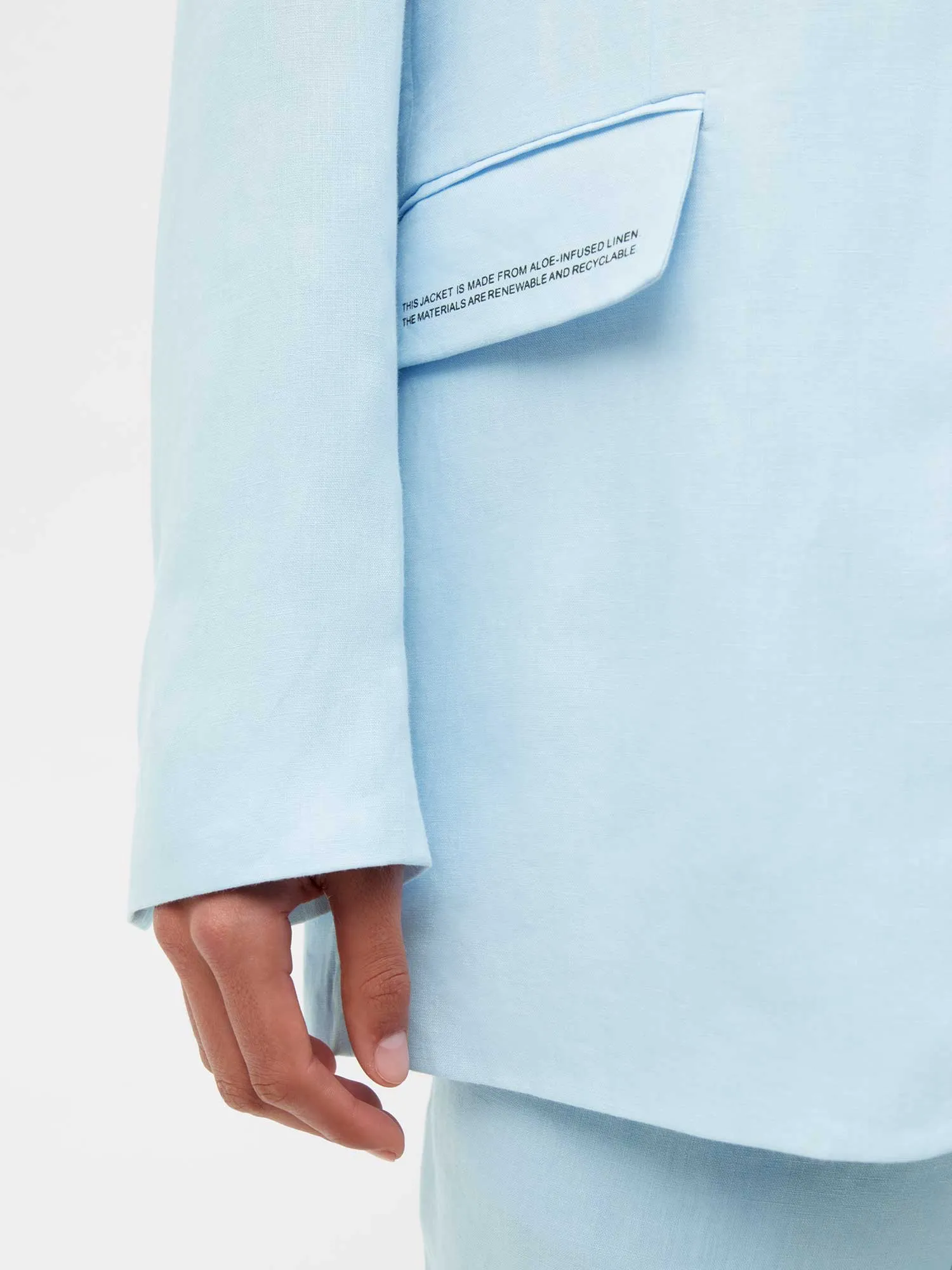 Aloe Linen Tailored Blazer—baby blue