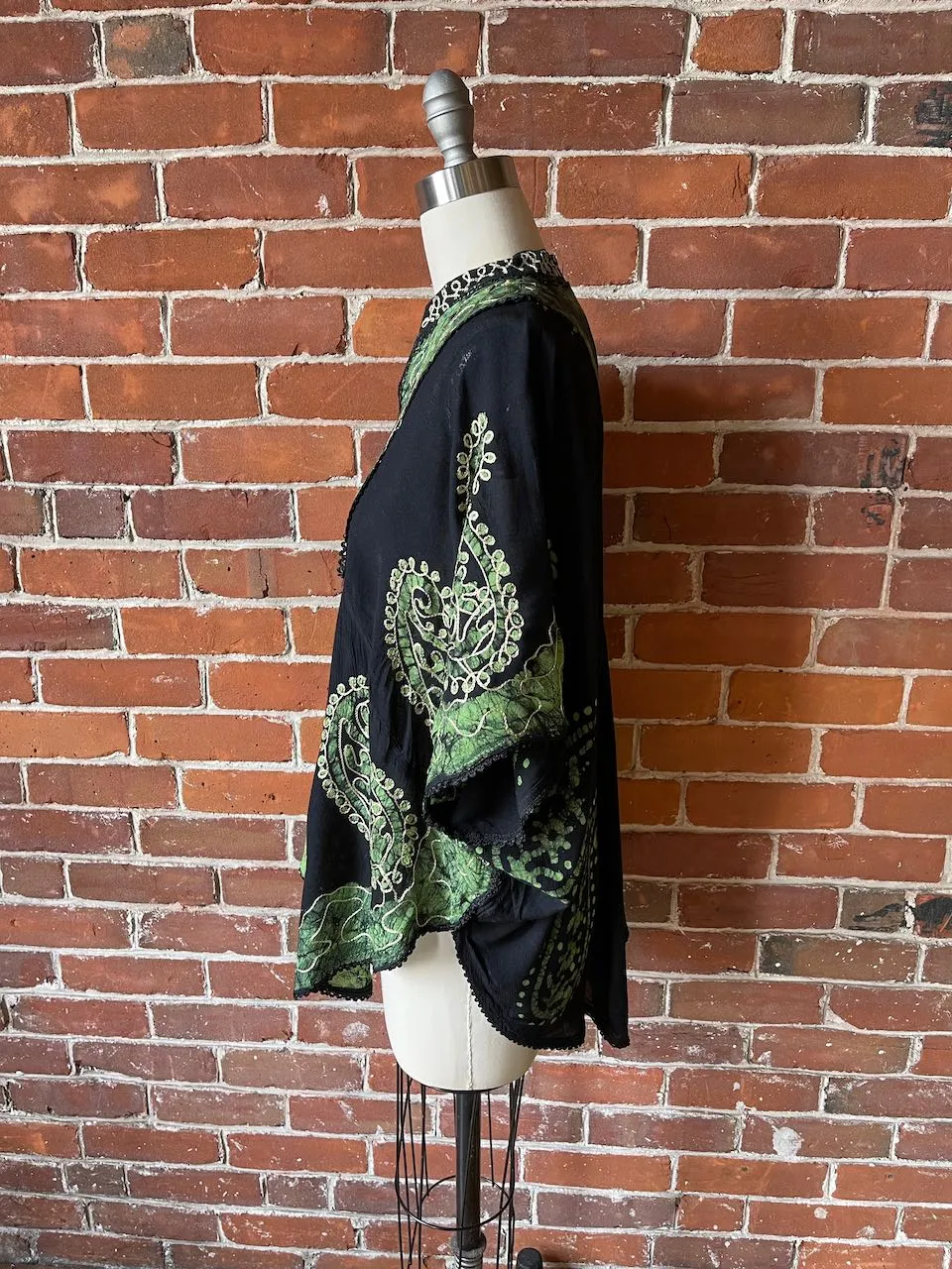 Artemis Batik Poncho Top - Green/Black