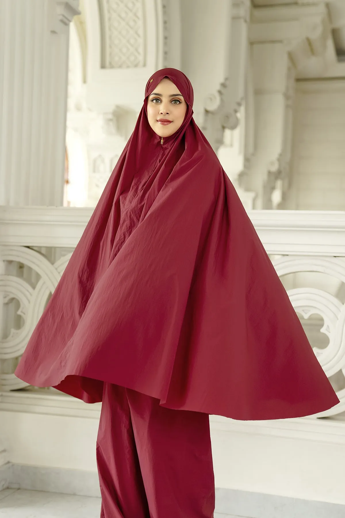 Capsule Prayer Robe - Maroon