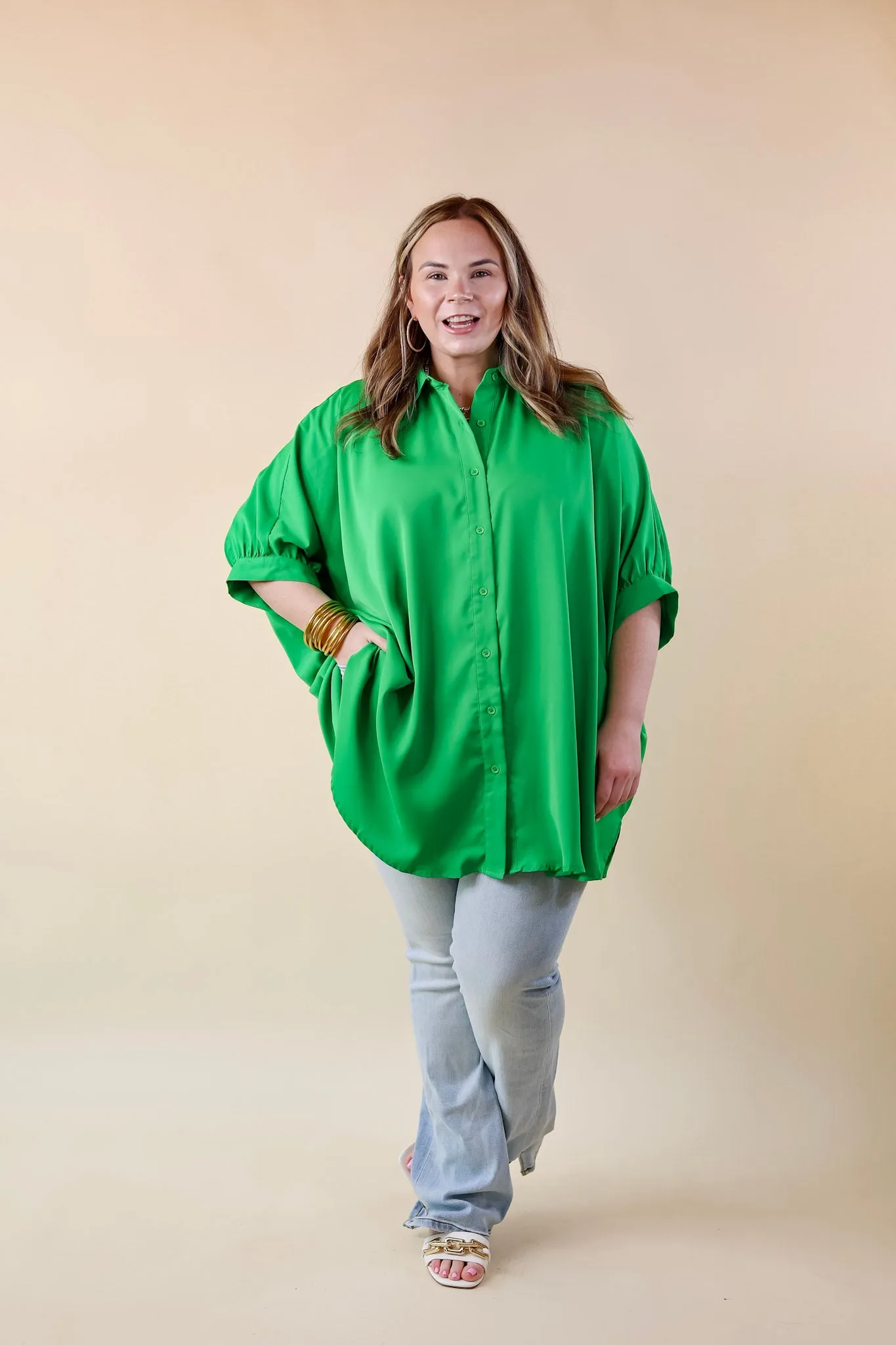 City Lifestyle Button Up Half Sleeve Poncho Top in Green