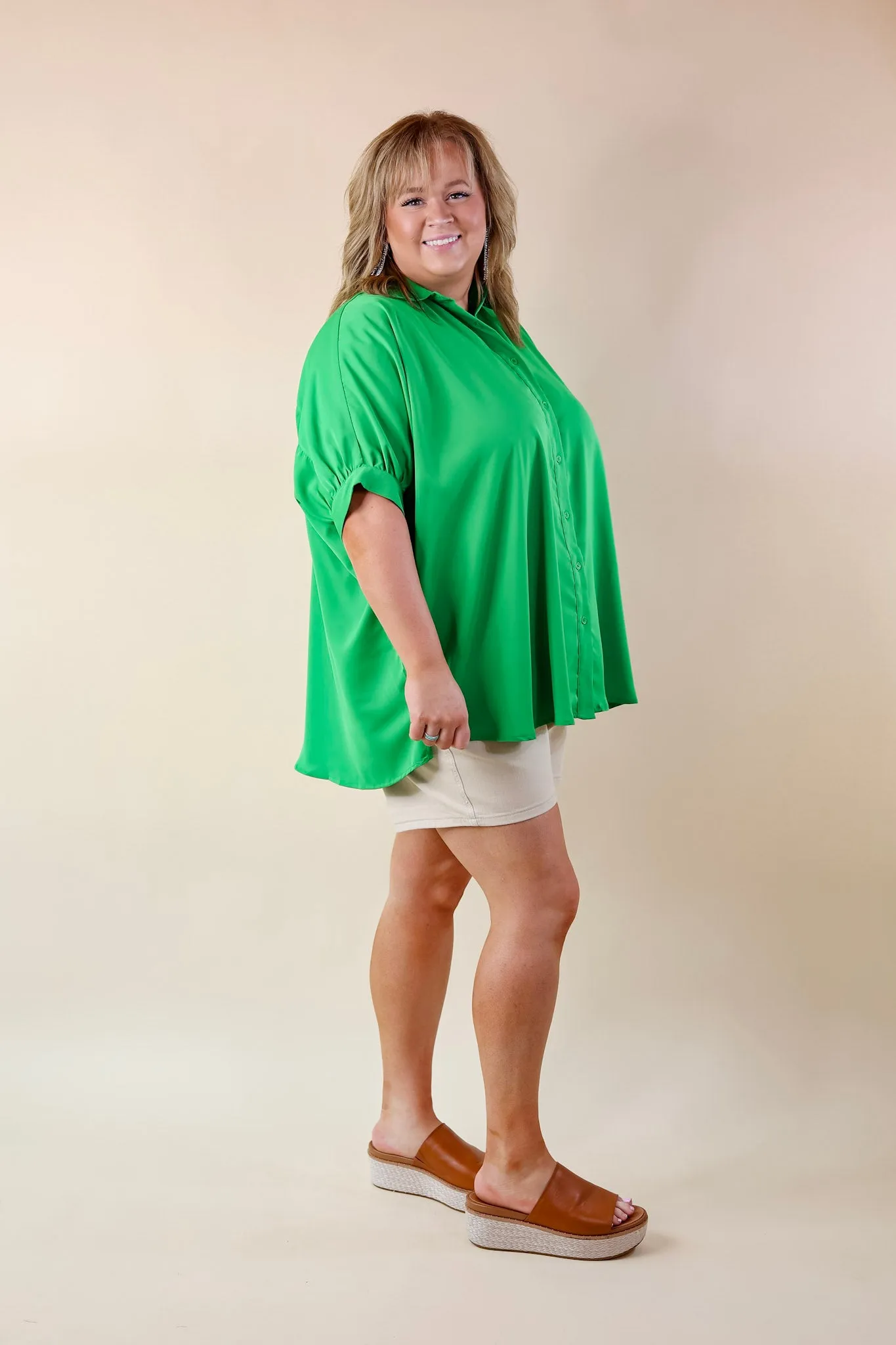 City Lifestyle Button Up Half Sleeve Poncho Top in Green