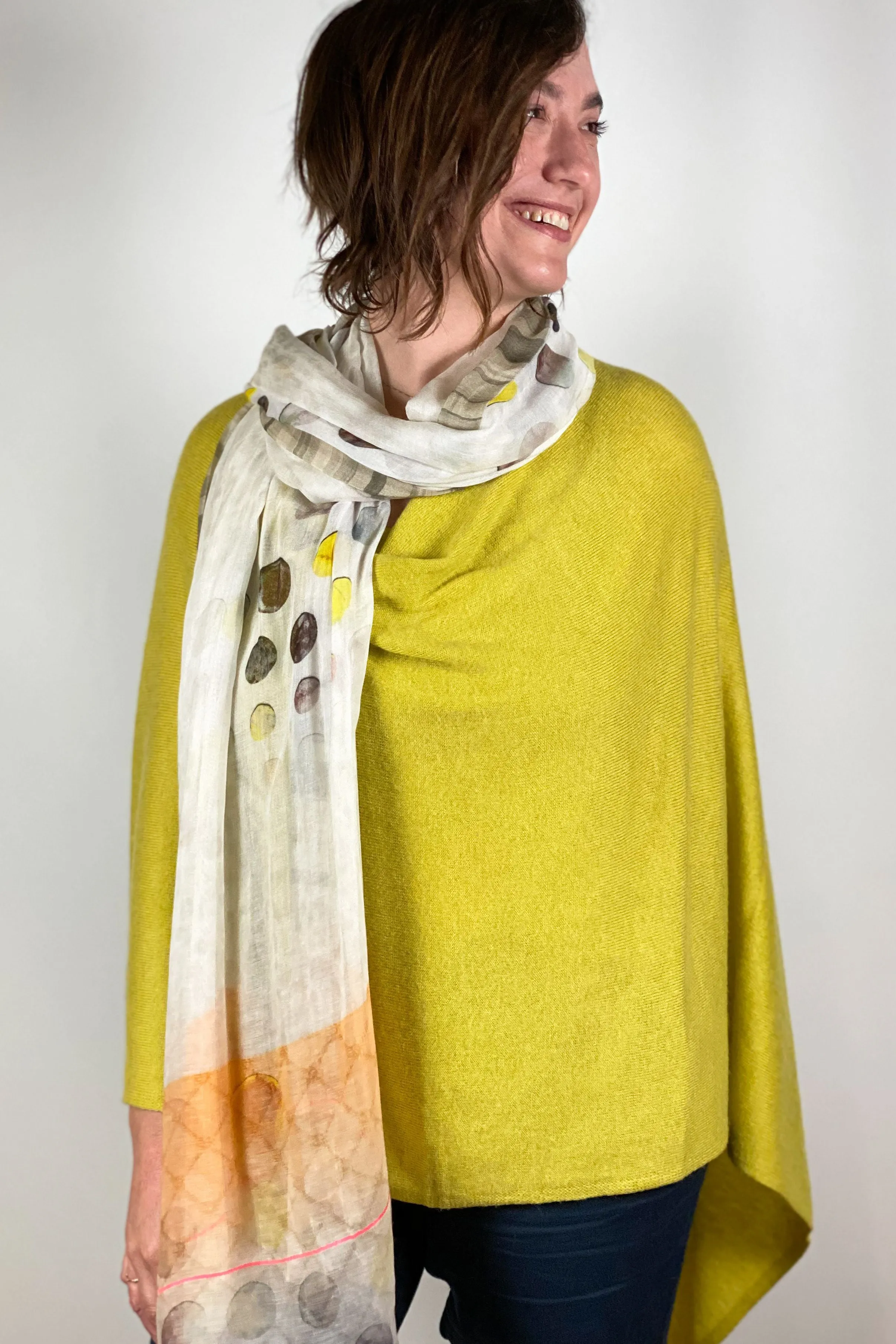 Dolma Cashmere Poncho Lime