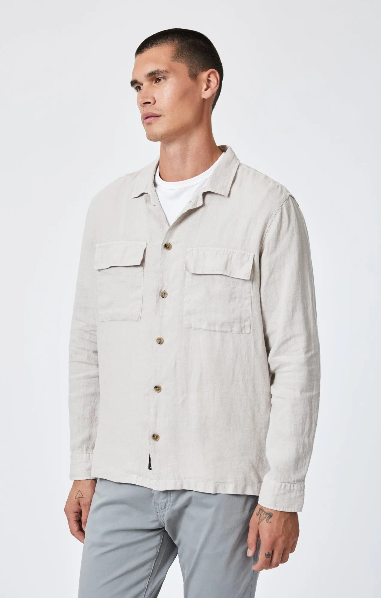 DOUBLE POCKET BUTTON-UP SHIRT IN MOONSTRUCK