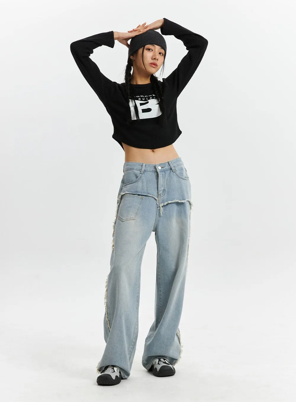 Graphic Lettering Long Sleeve Crop Top CD320