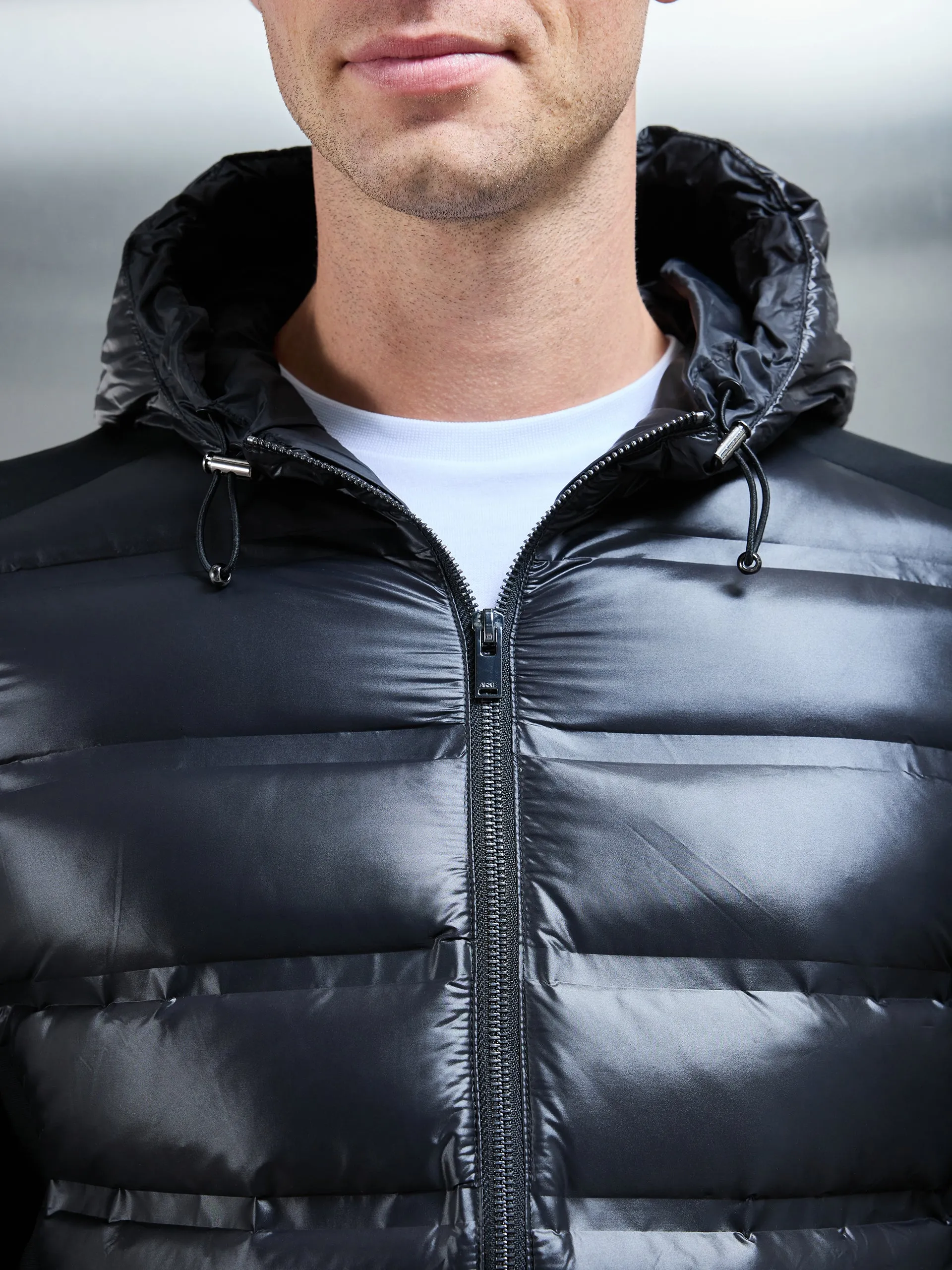 Hybrid Puffer Jacket in Black