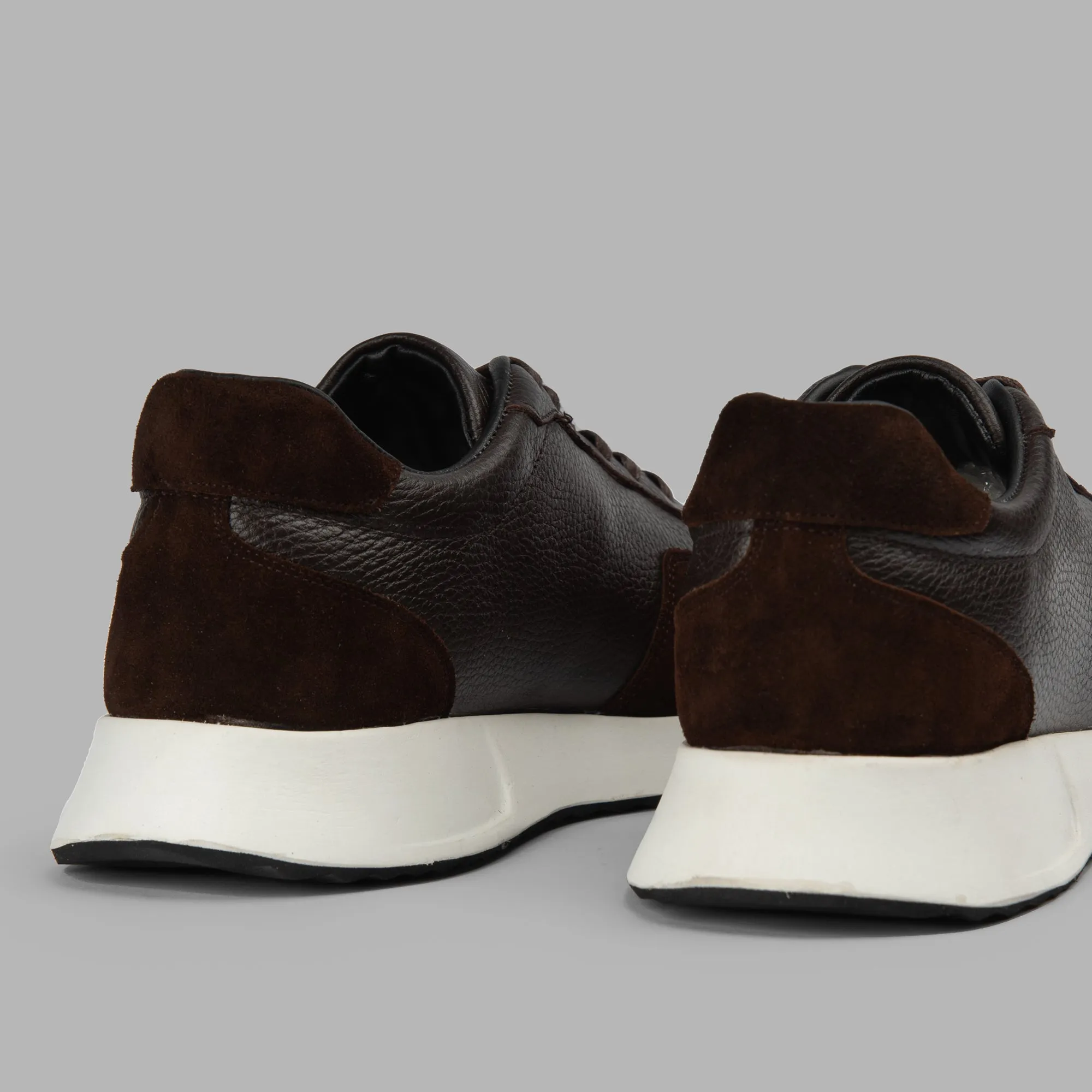 Iconic Mid-Top Sneakers - Brown