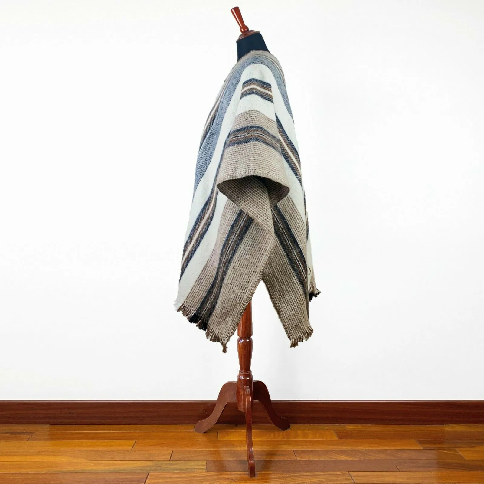 Llama Wool Unisex South American Handwoven Serape Poncho - M-XXL - striped pattern