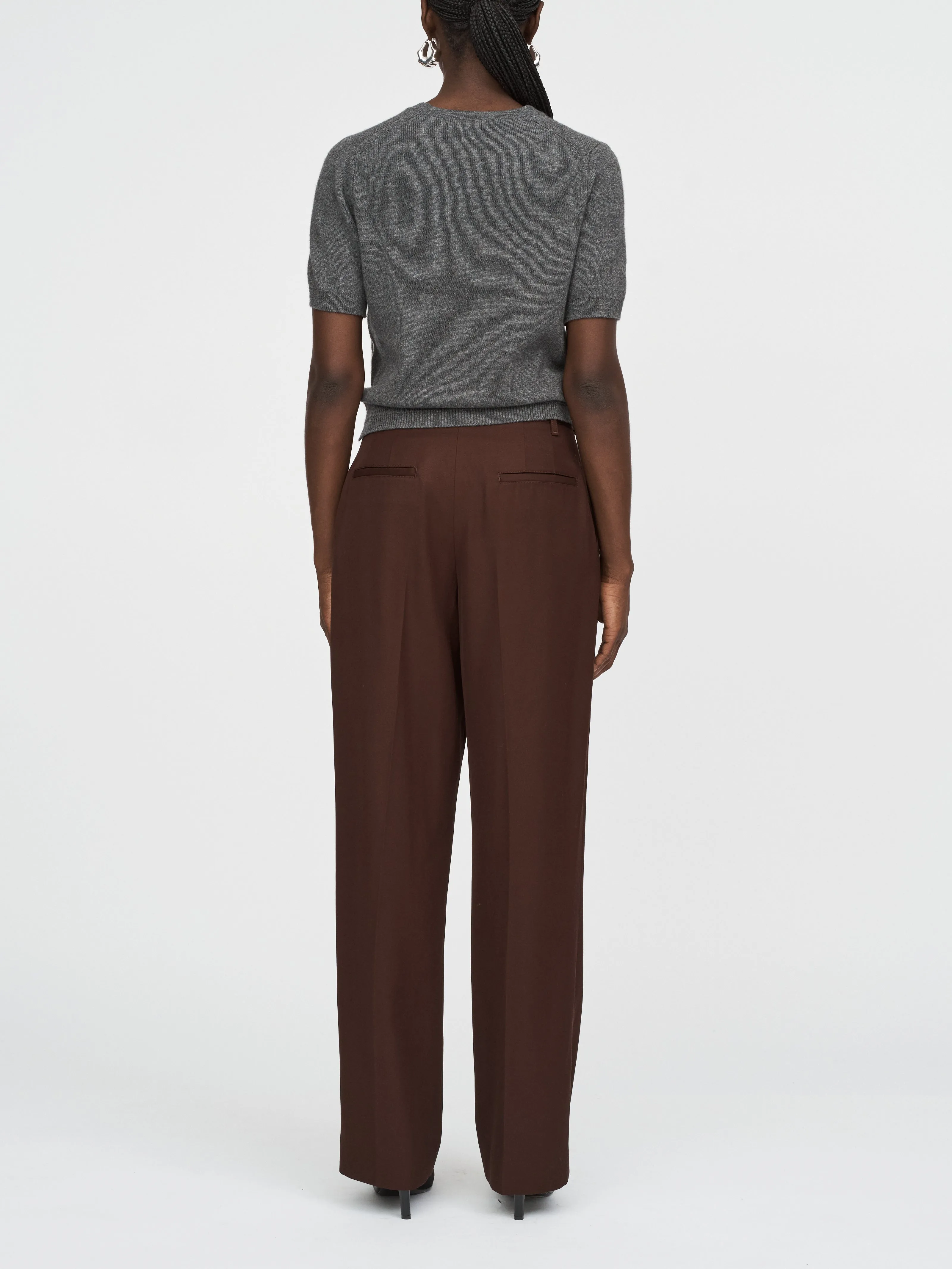 Mid Rise Single Pleat Front Trouser in Bitter Chocolate