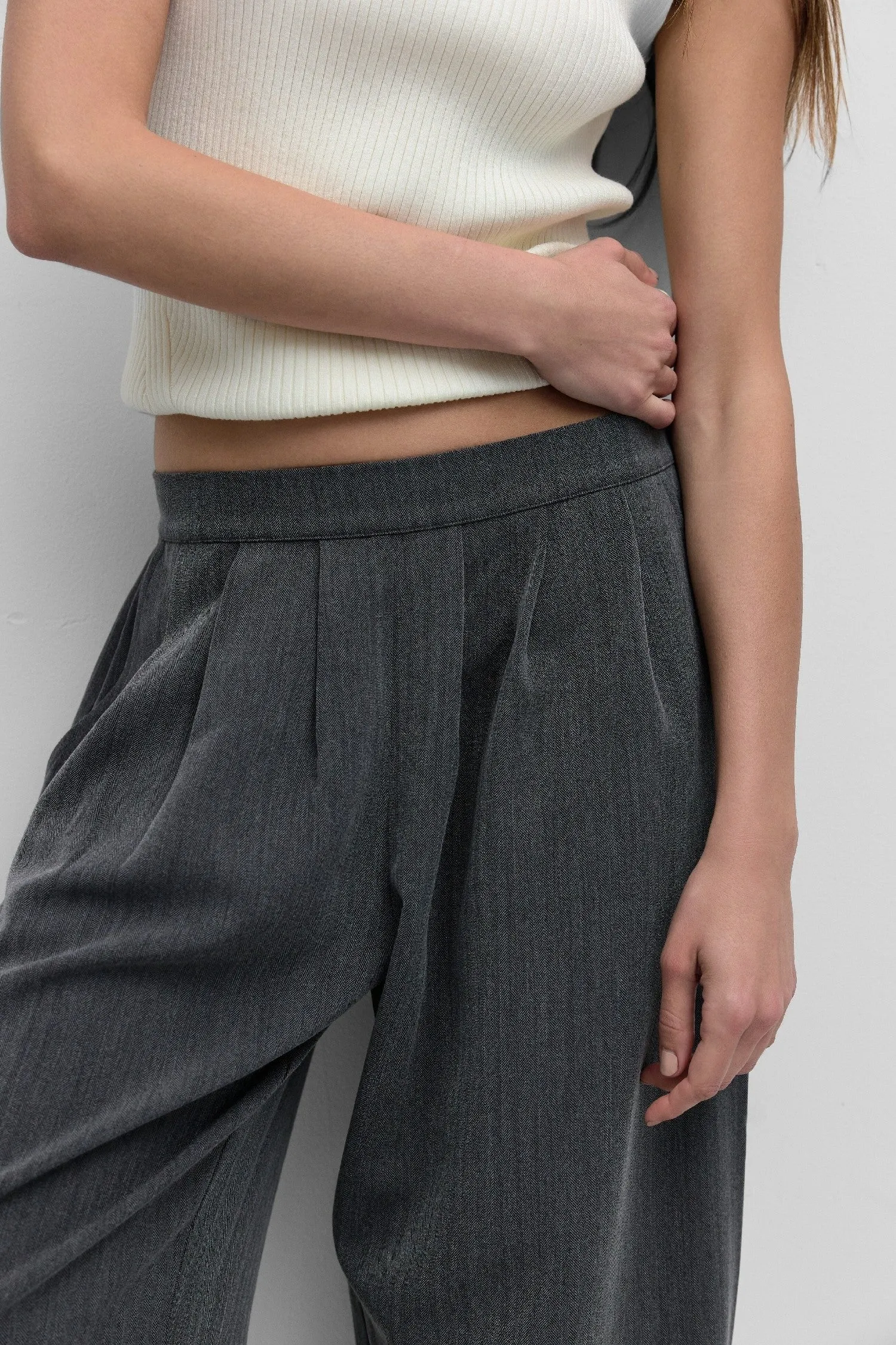 Mod Ref - The Kerry Pants | Dark Grey