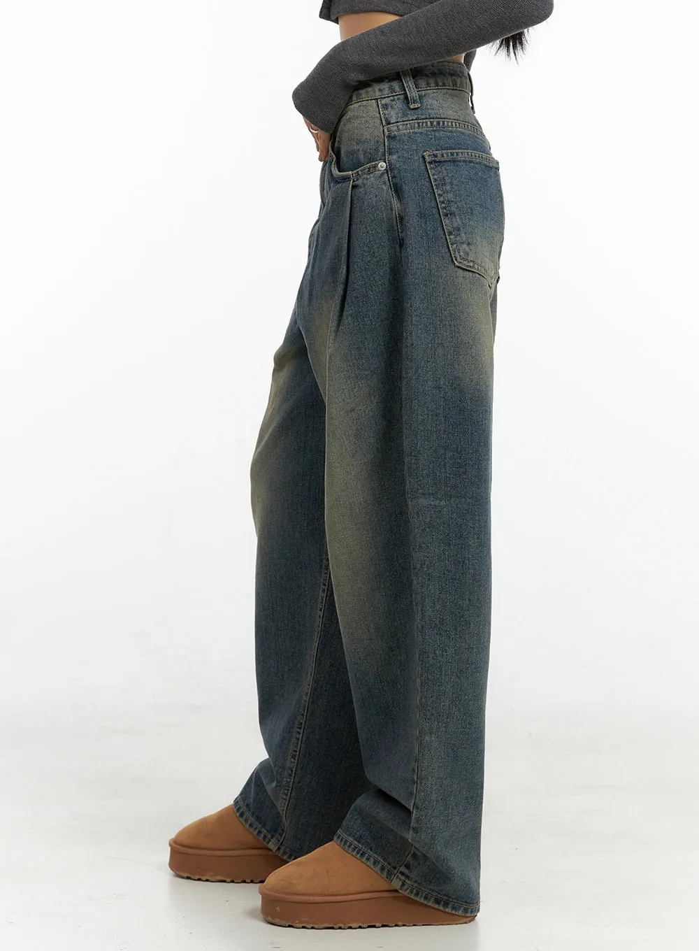 Peyton Pin-Tuck Washed Baggy Jeans CO424