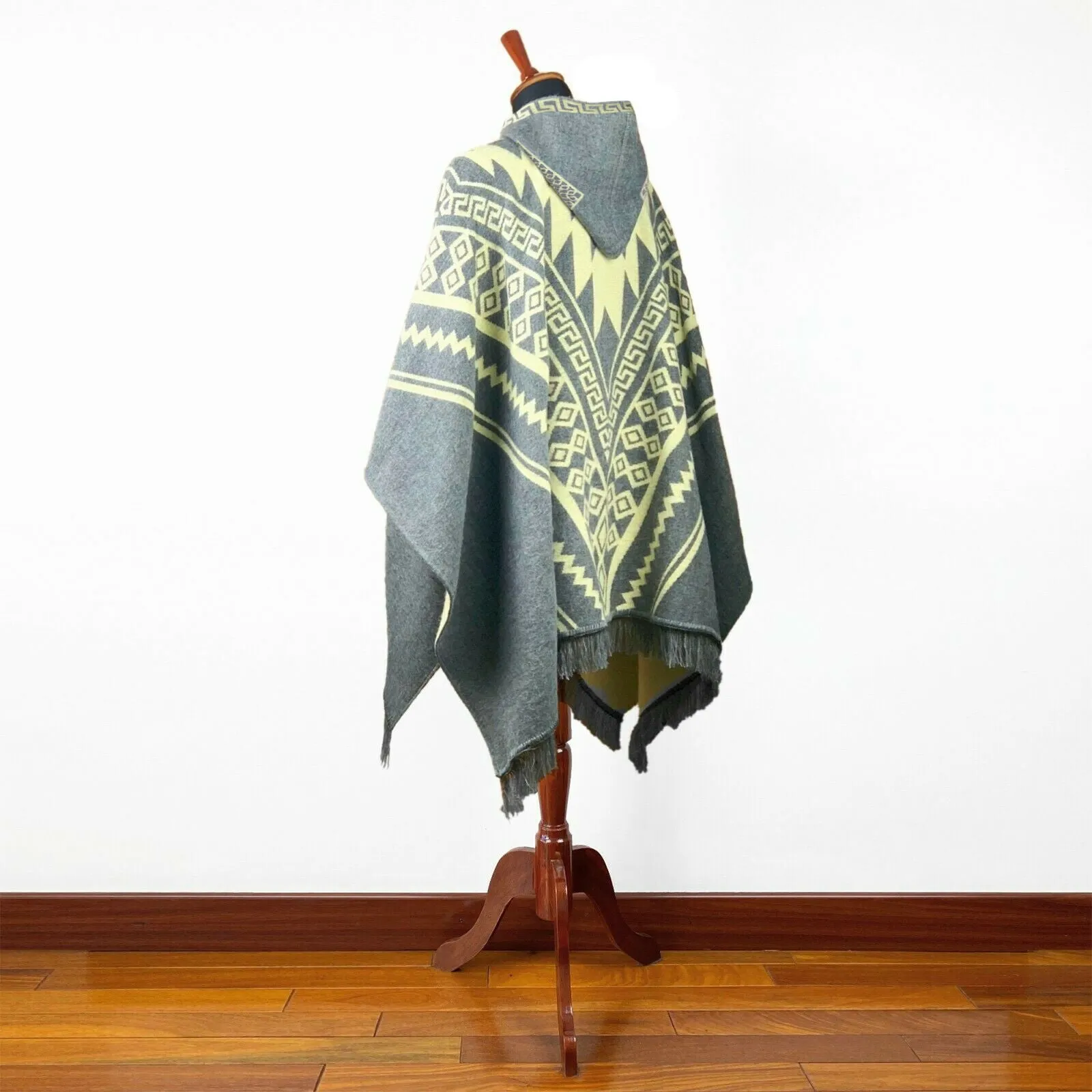 Quimi - Baby Alpaca wool Unisex Hooded Poncho Pullover S-XXL - Aztec pattern