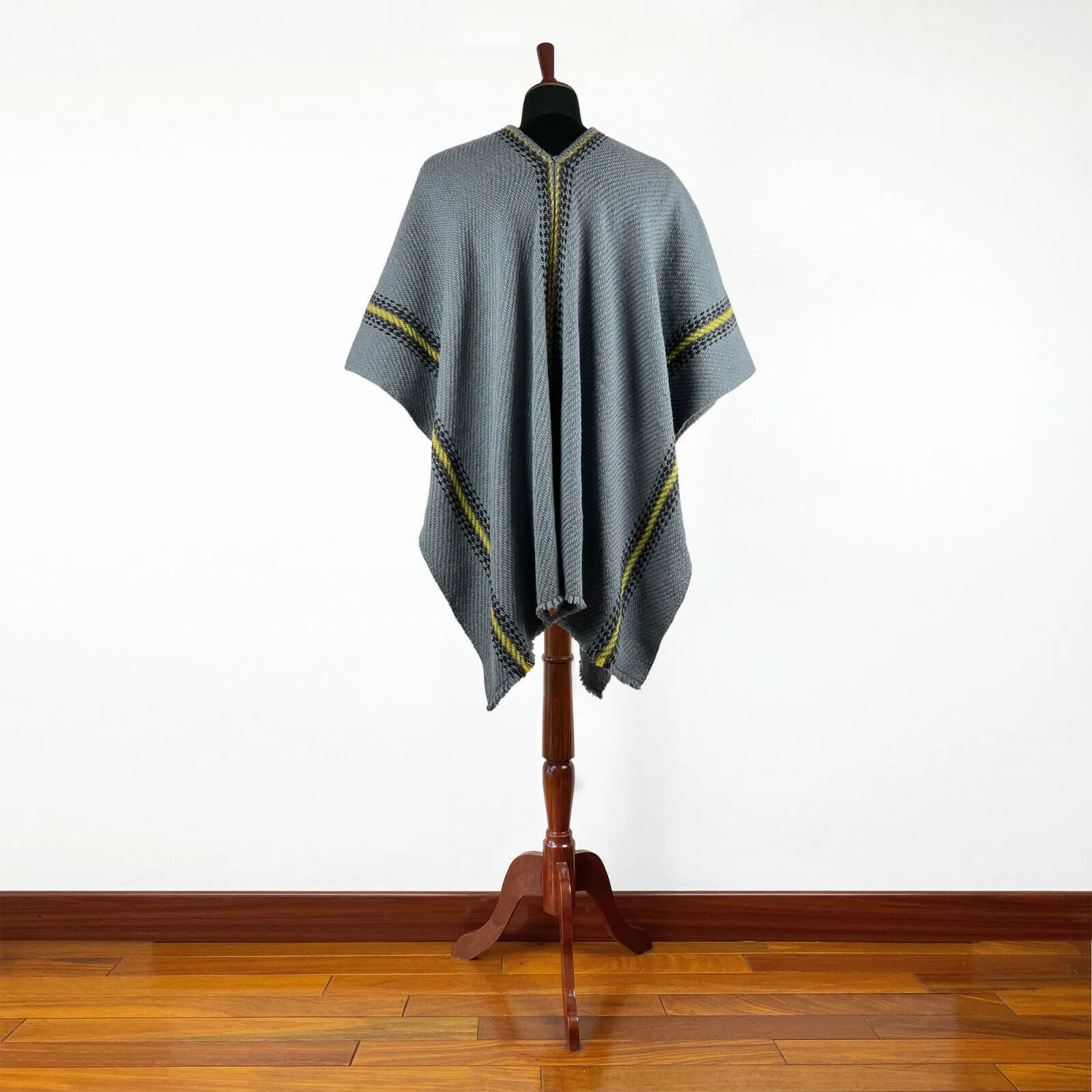 Saquea - Llama Wool Unisex South American Handwoven Thick Serape Poncho - striped - gray