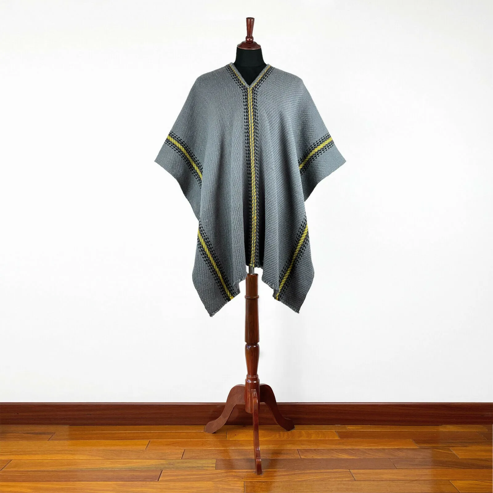 Saquea - Llama Wool Unisex South American Handwoven Thick Serape Poncho - striped - gray