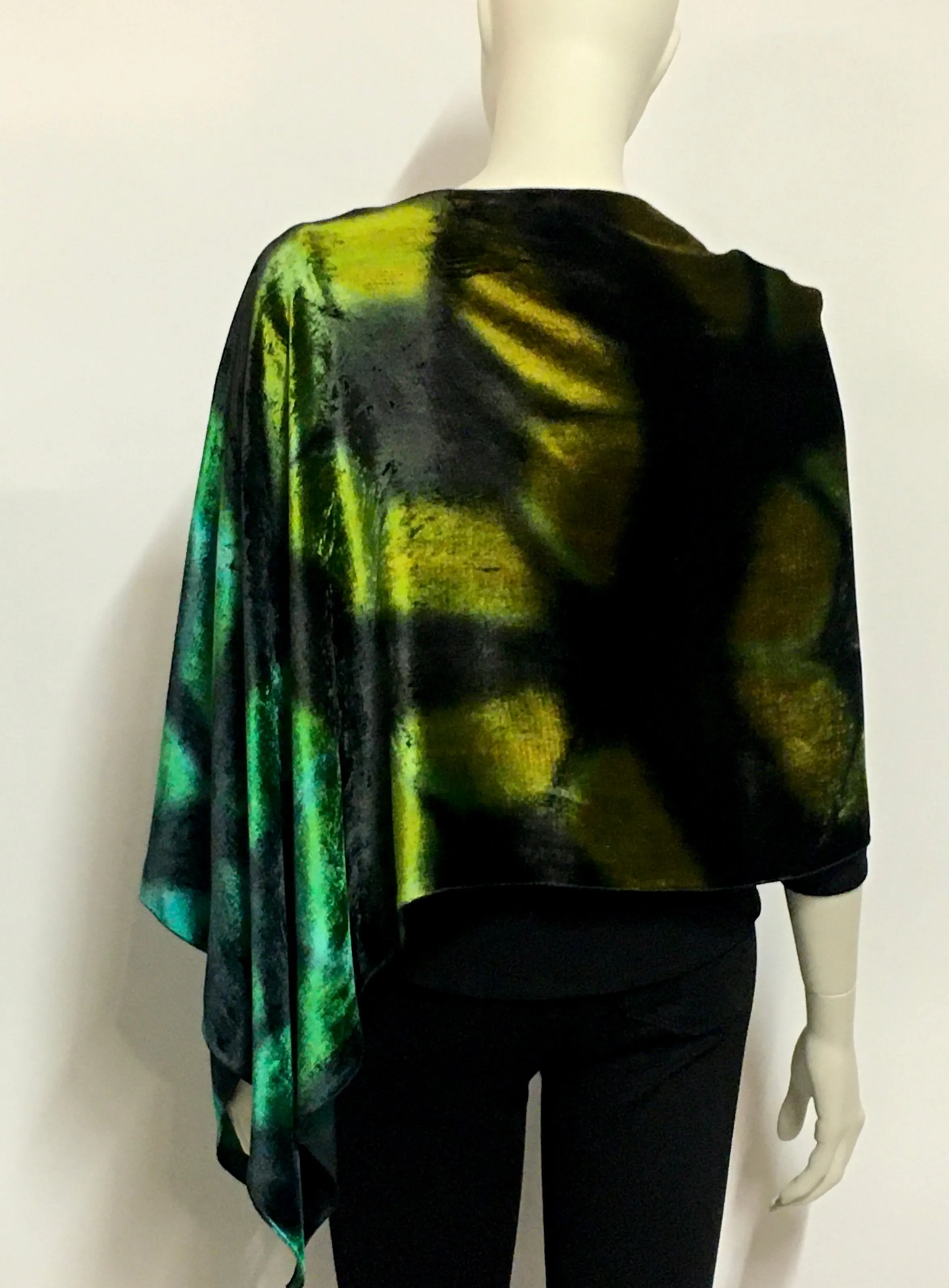 Velvet Poncho in Tortise Shell