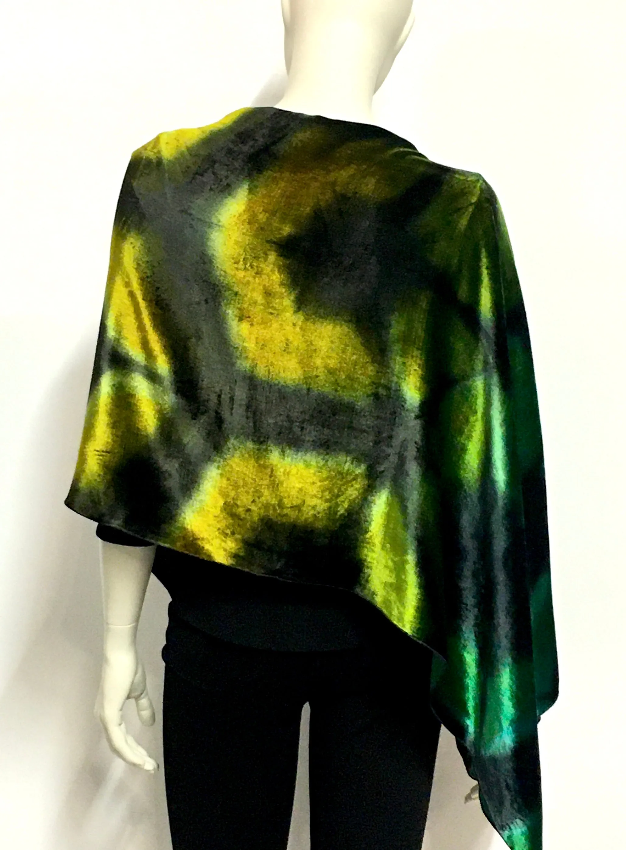 Velvet Poncho in Tortise Shell