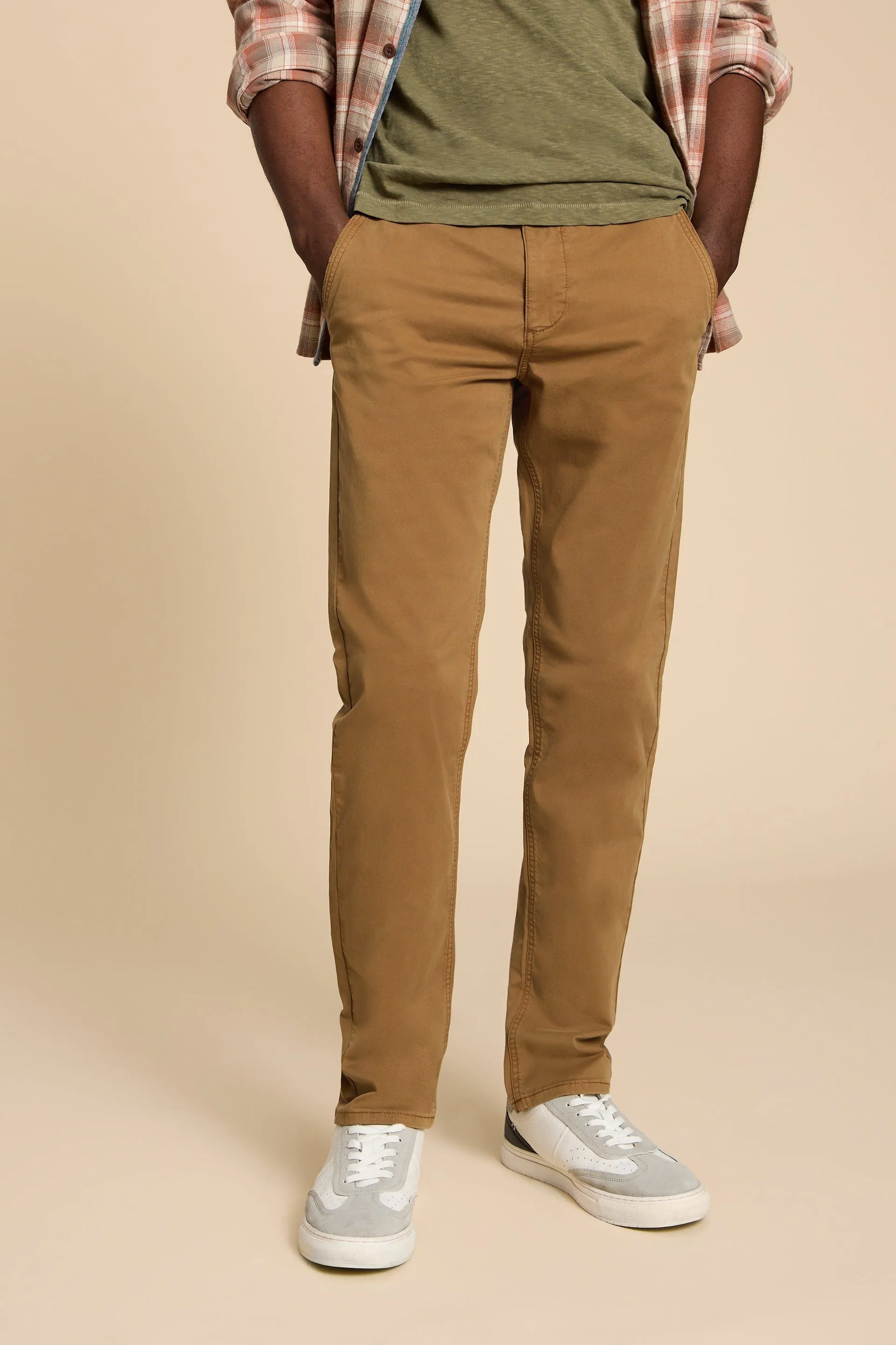 White Stuff Sutton Organic Chino Trousers in Mid Brown