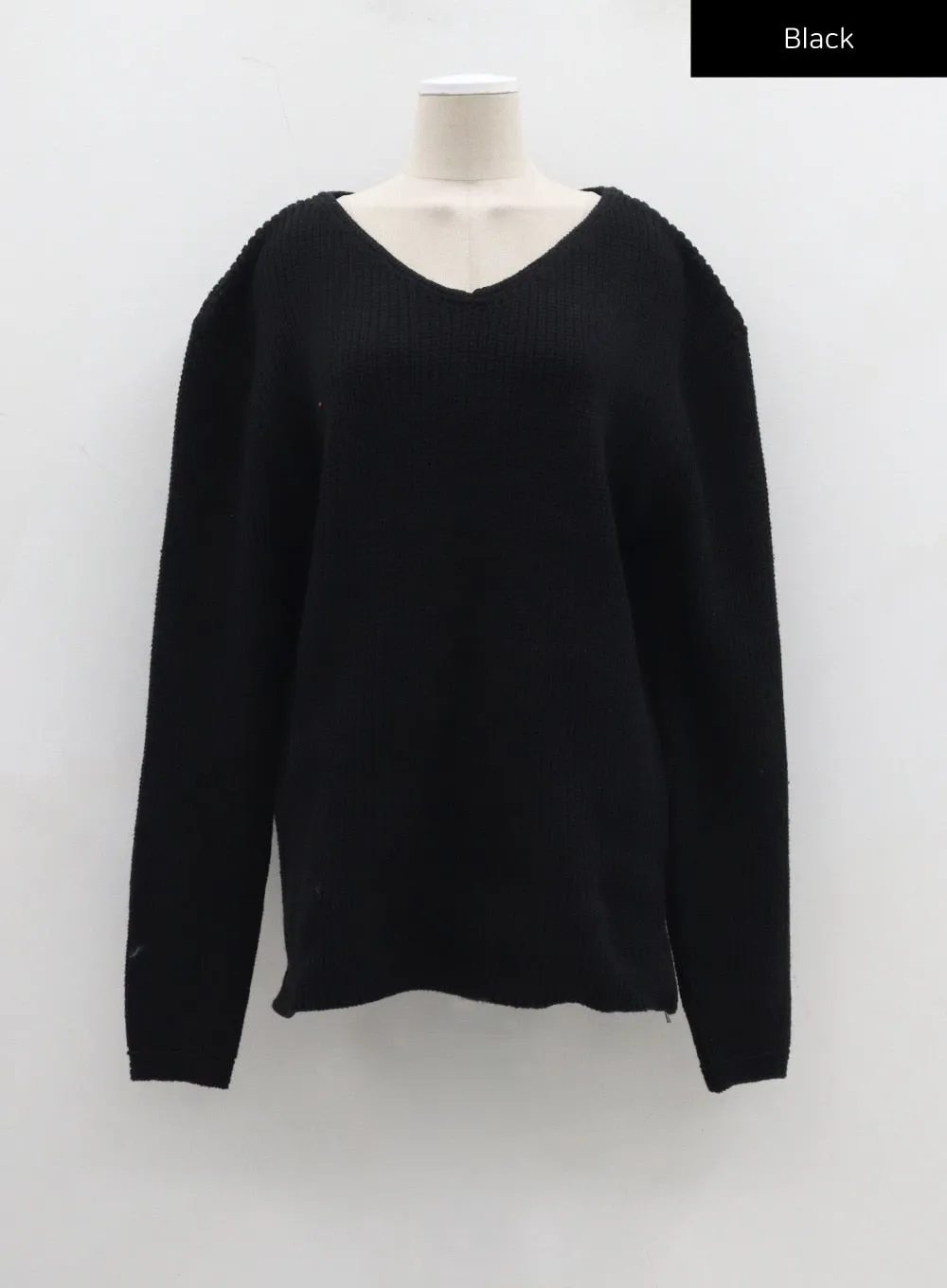 Wide V-Neck Sweater CJ309